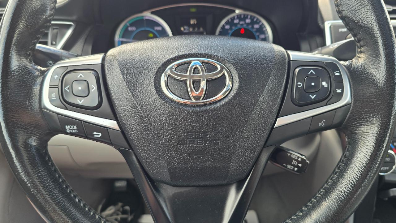 Toyota Camry Hybrid XLE 2015