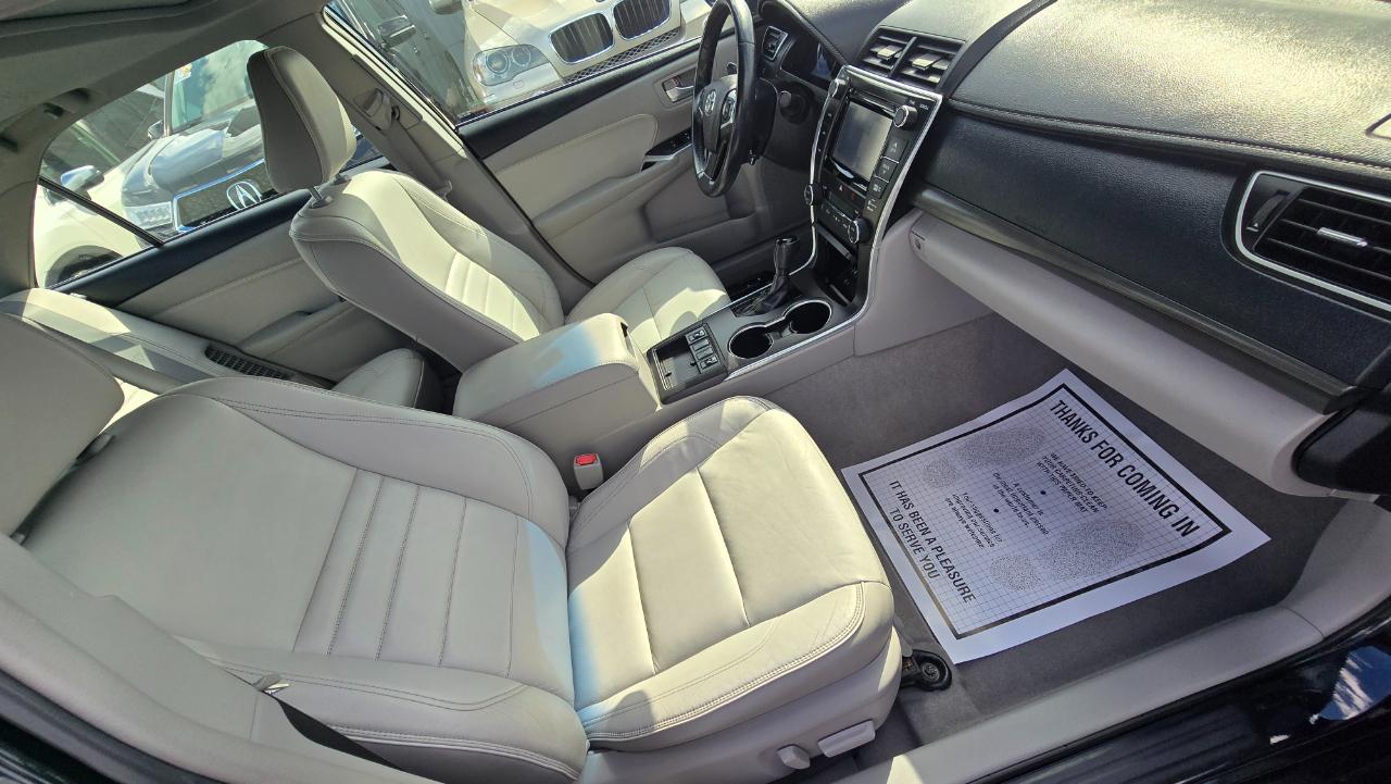 Toyota Camry Hybrid XLE 2015