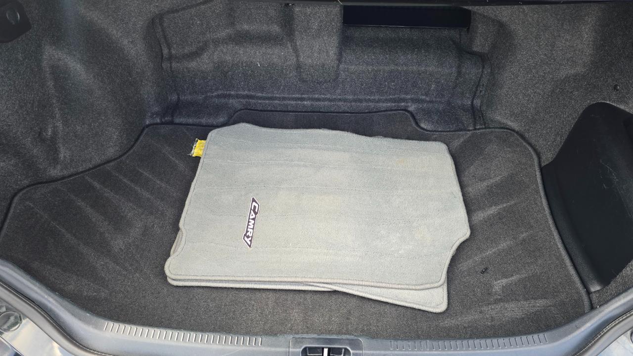 Toyota Camry Hybrid XLE 2015