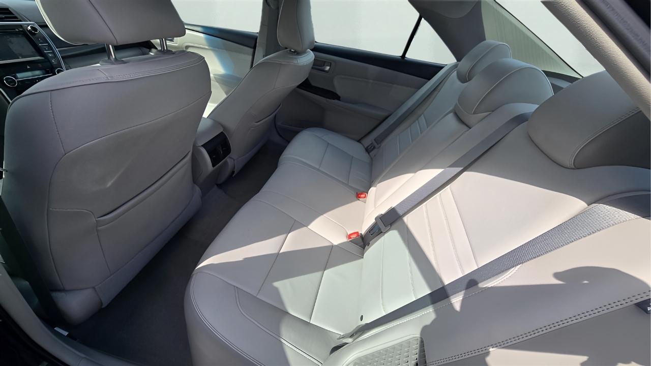 Toyota Camry Hybrid XLE 2015