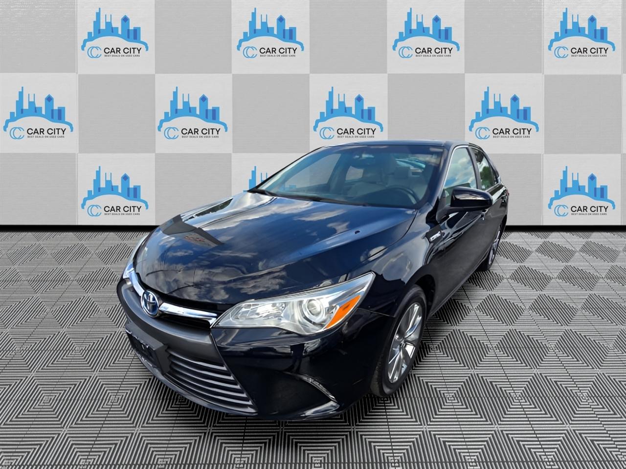 Toyota Camry Hybrid XLE 2015
