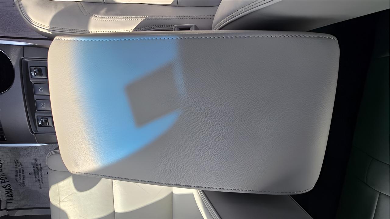 Toyota Camry Hybrid XLE 2015