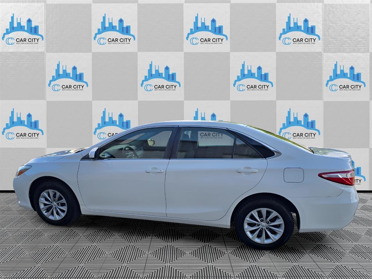 Toyota Camry LE 2015