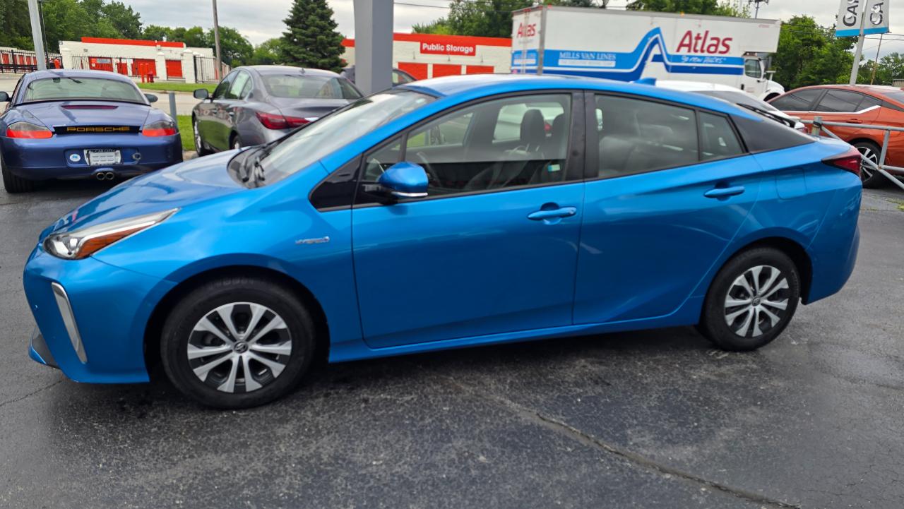 Toyota Prius XLE AWD-e 2019