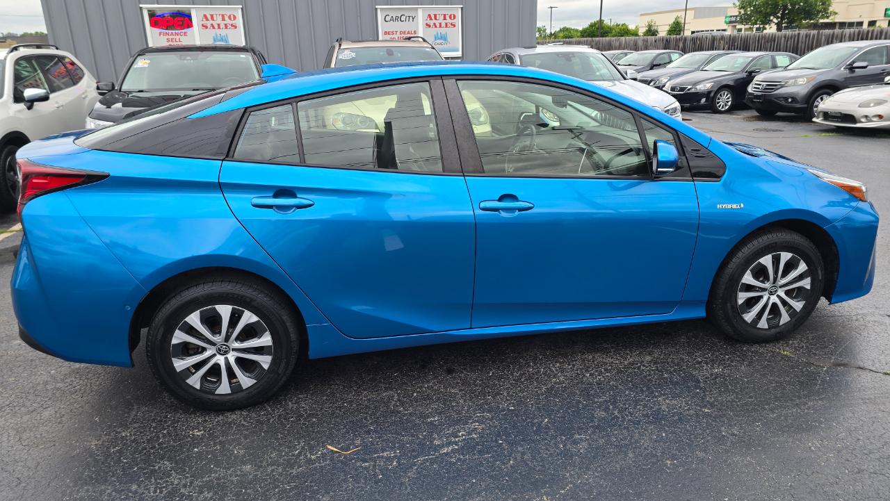 Toyota Prius XLE AWD-e 2019