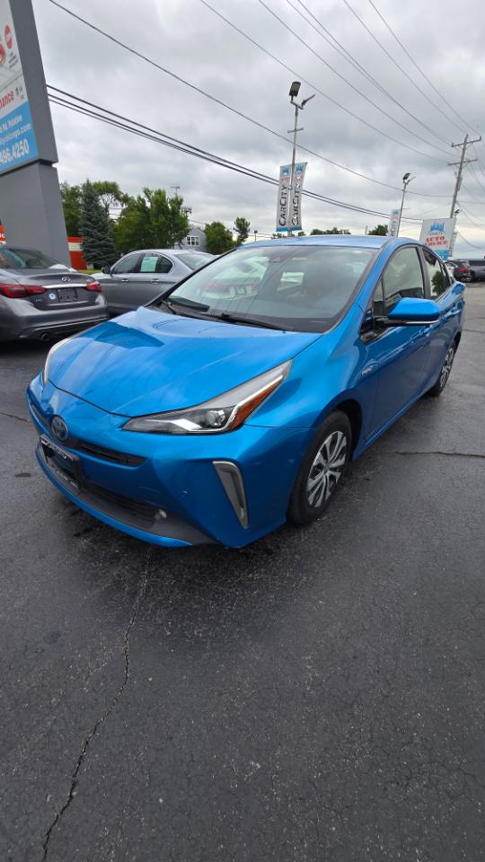 Toyota Prius XLE AWD-e 2019