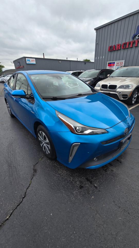 Toyota Prius XLE AWD-e 2019