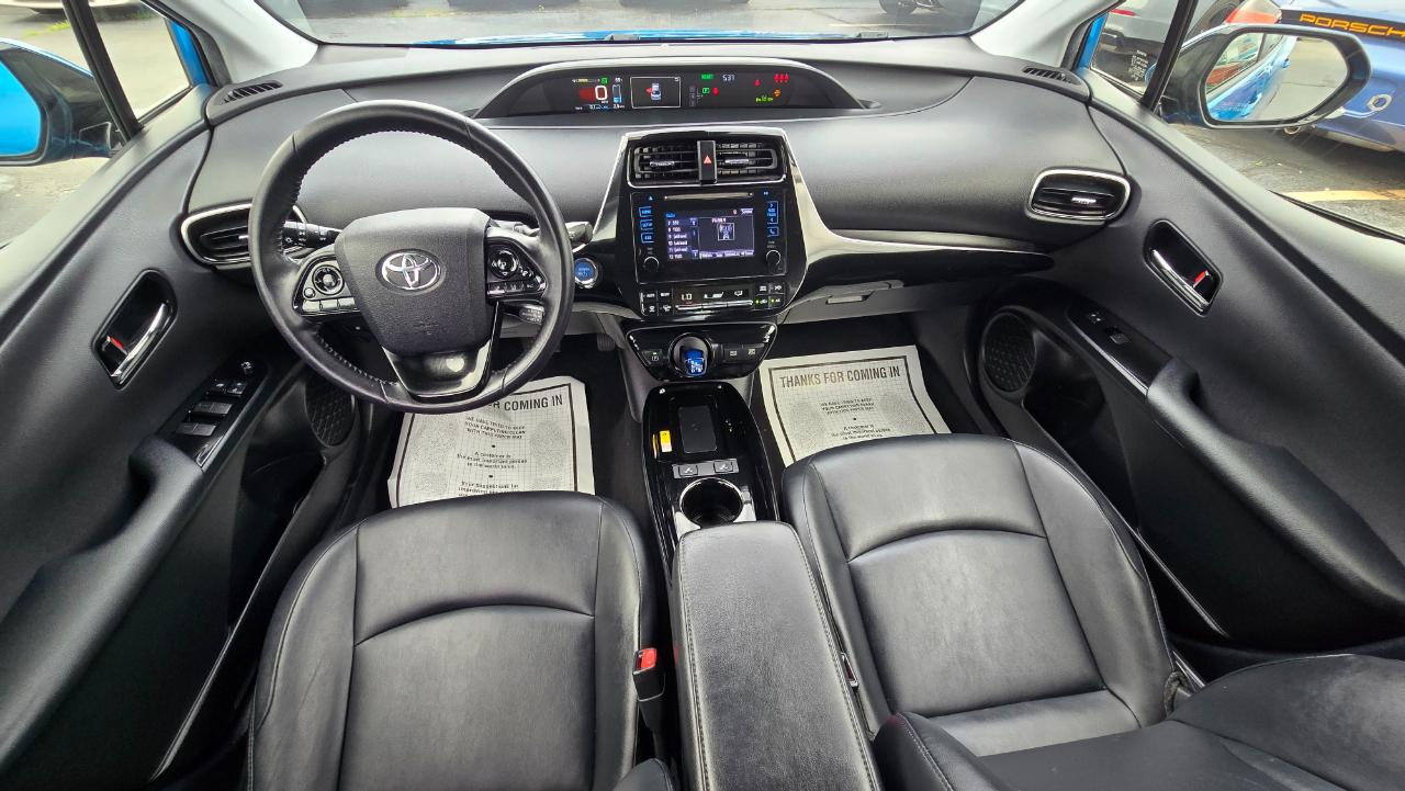 Toyota Prius XLE AWD-e 2019