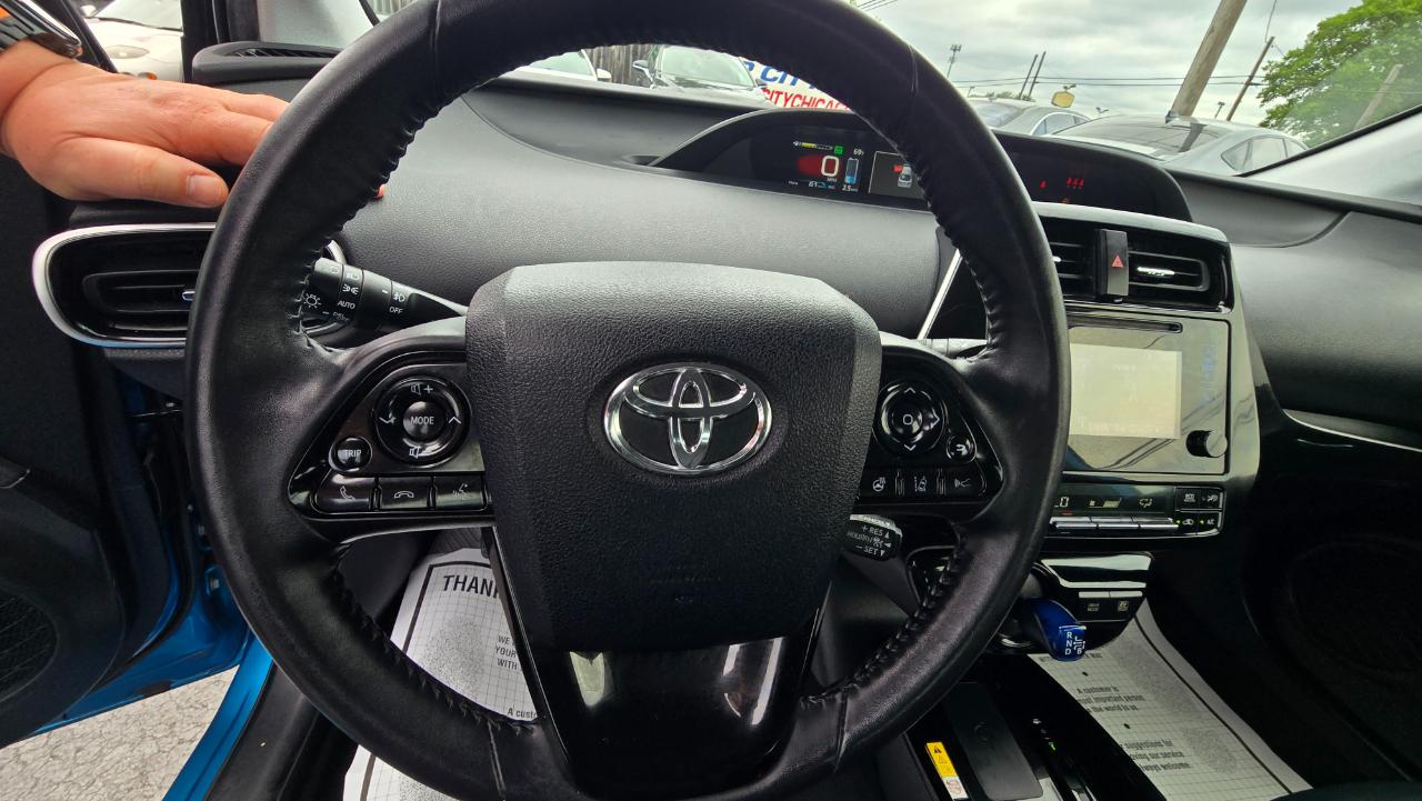 Toyota Prius XLE AWD-e 2019
