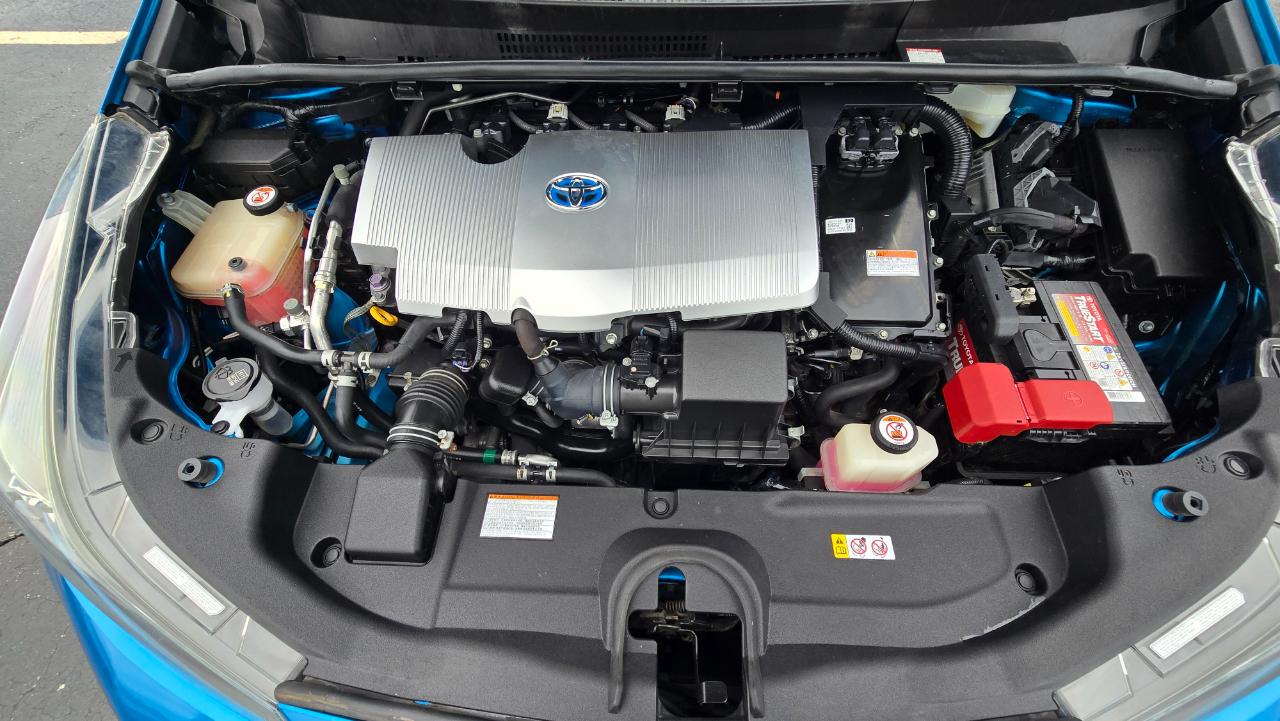 Toyota Prius XLE AWD-e 2019