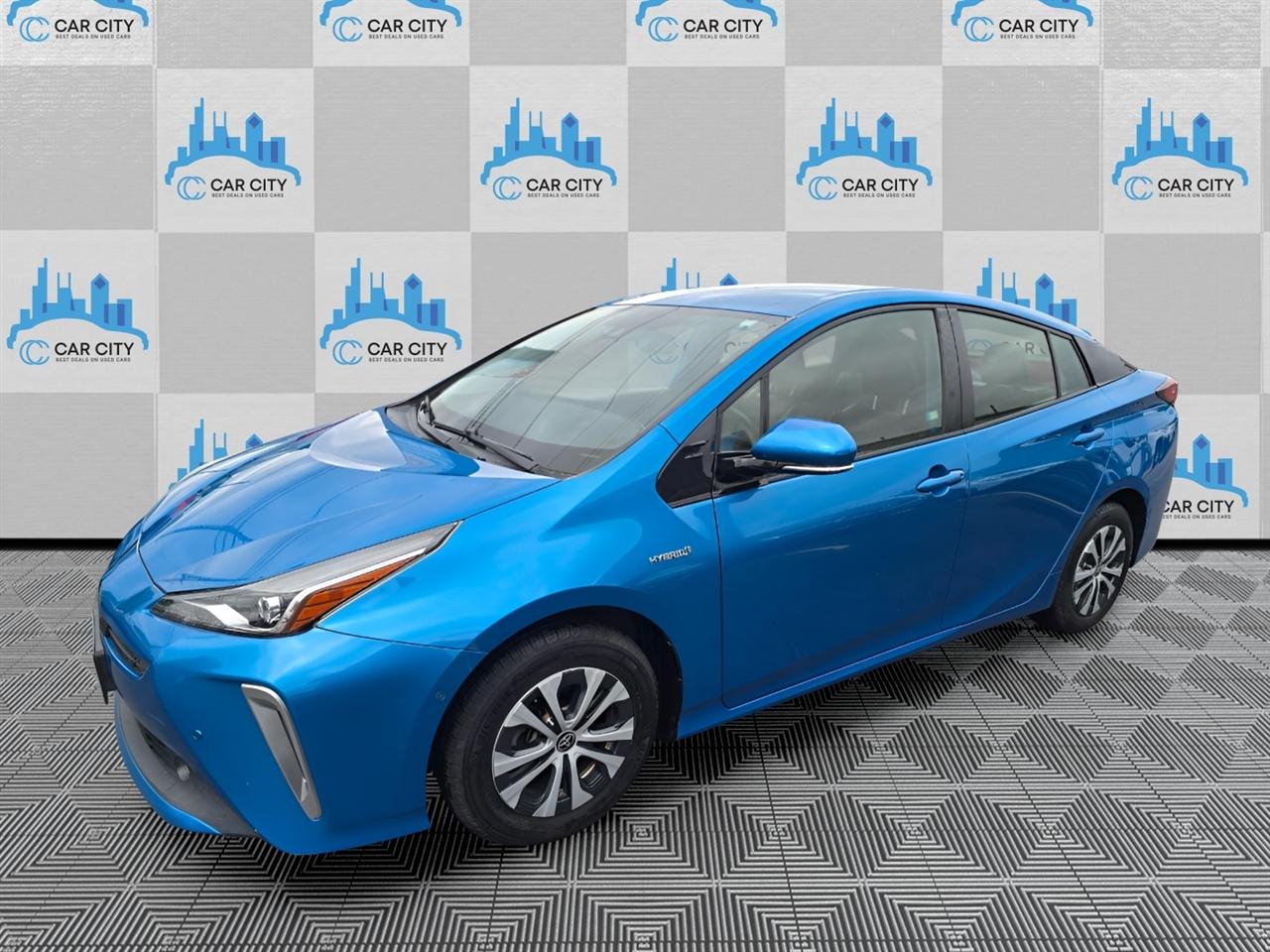 Toyota Prius XLE AWD-e 2019