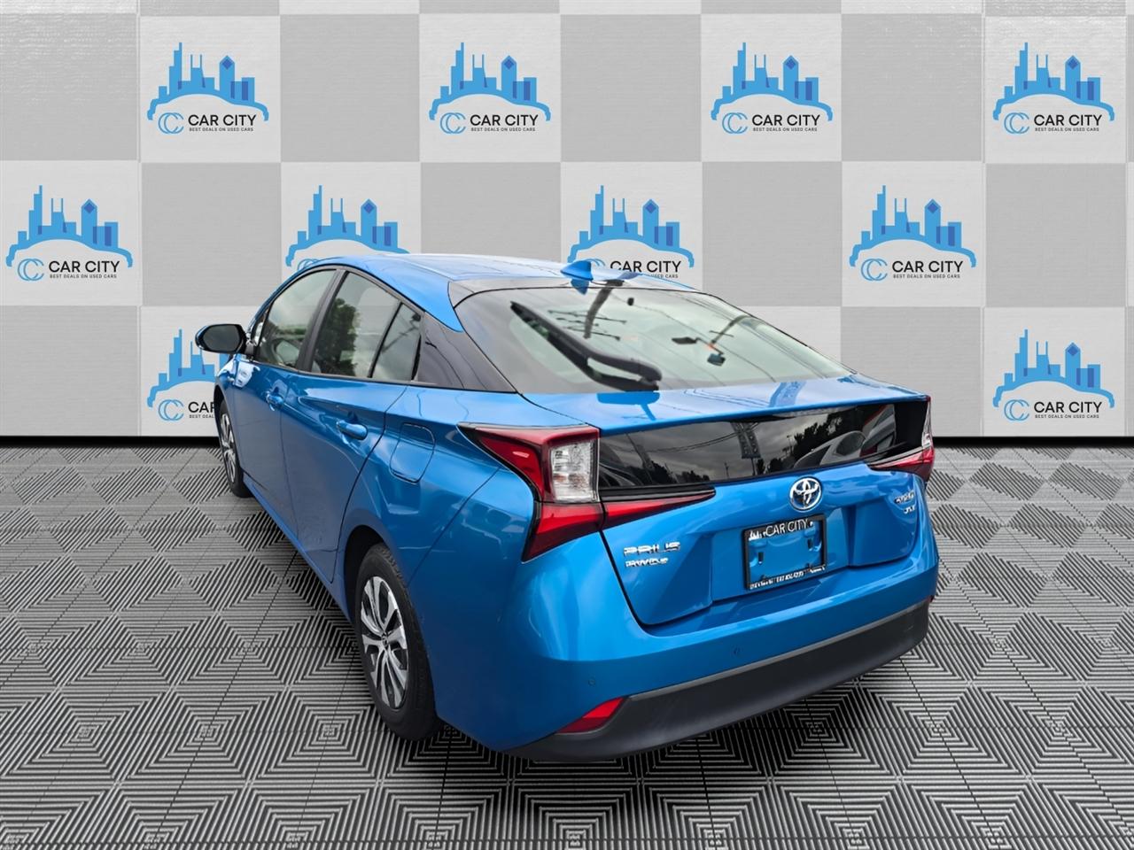 Toyota Prius XLE AWD-e 2019