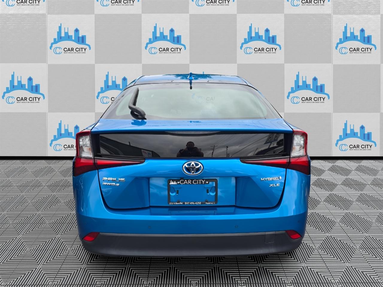 Toyota Prius XLE AWD-e 2019