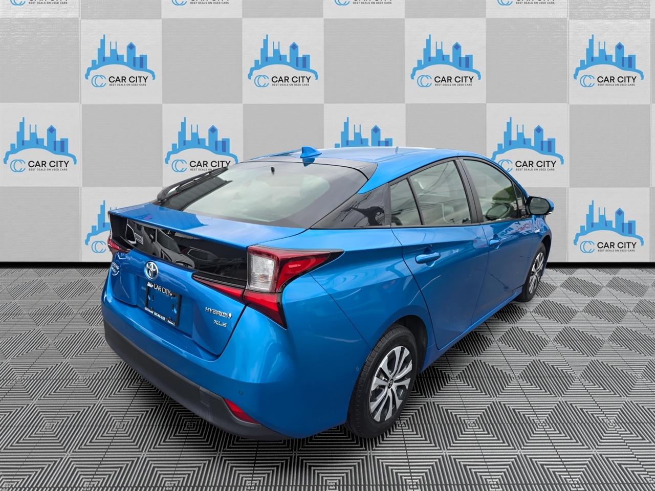 Toyota Prius XLE AWD-e 2019
