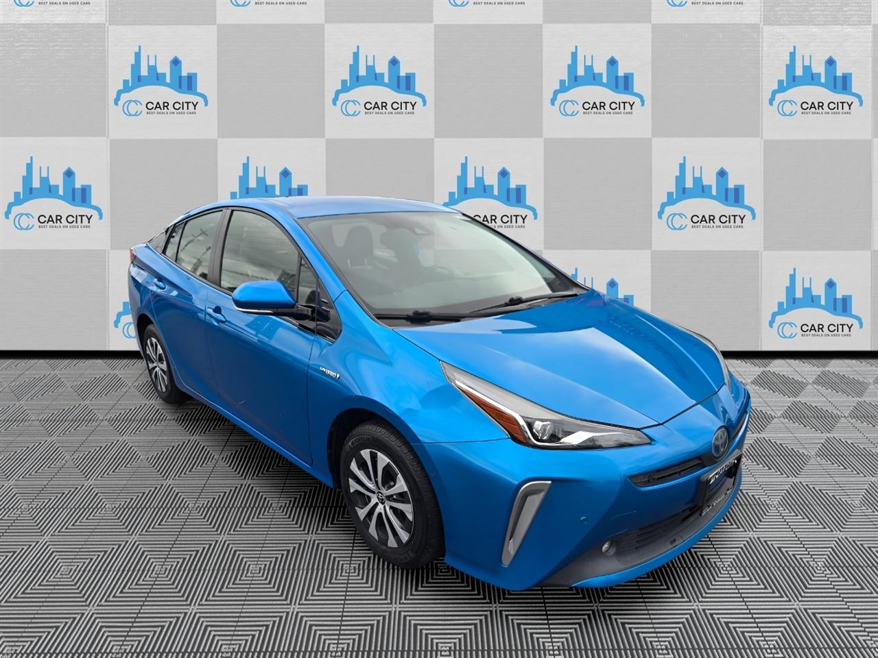 Toyota Prius XLE AWD-e 2019