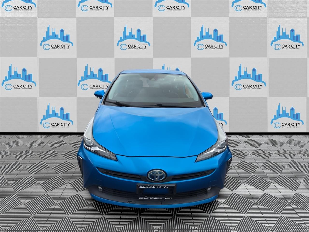 Toyota Prius XLE AWD-e 2019