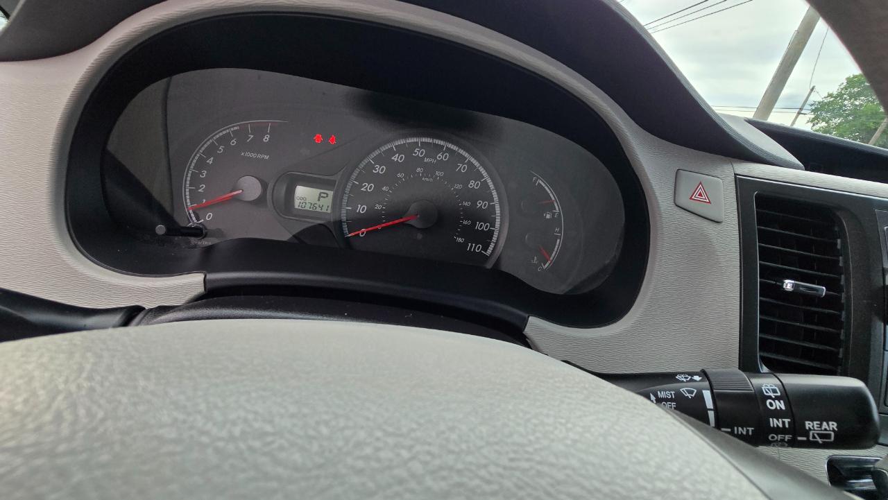 Toyota Sienna LE FWD 8-Passenger V6 2014