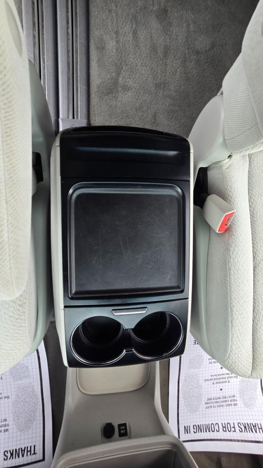 Toyota Sienna LE FWD 8-Passenger V6 2014