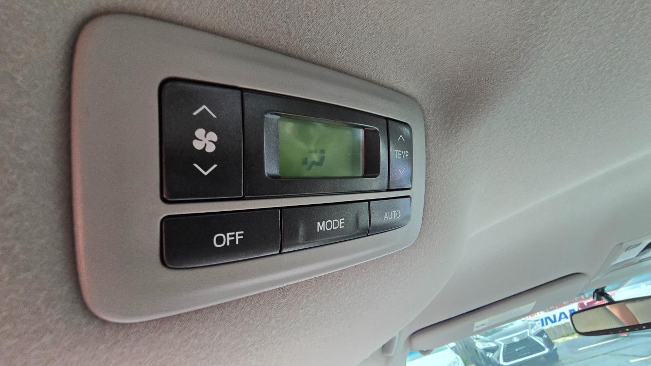 Toyota Sienna LE FWD 8-Passenger V6 2014
