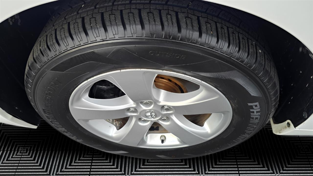 Toyota Sienna LE FWD 8-Passenger V6 2014