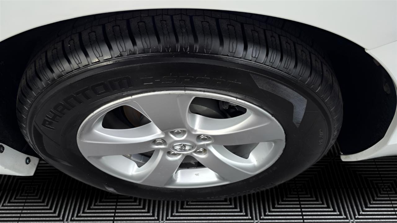 Toyota Sienna LE FWD 8-Passenger V6 2014