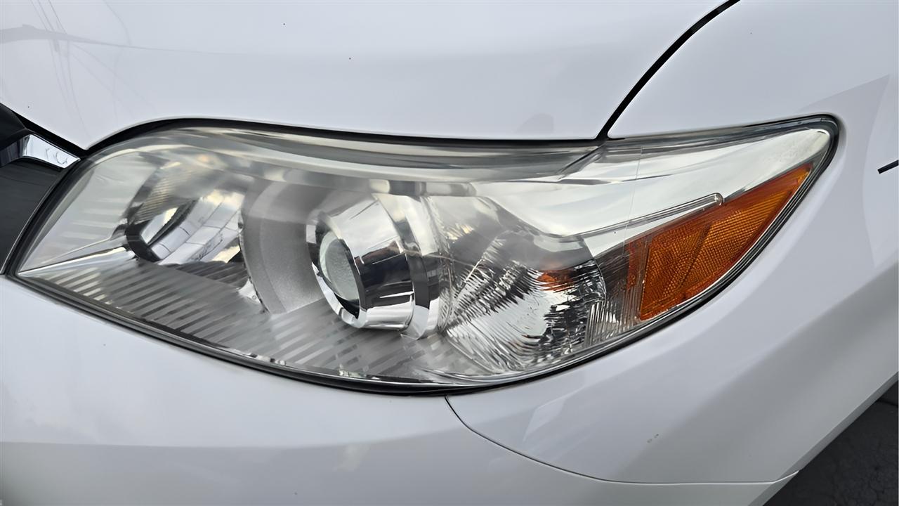 Toyota Sienna LE FWD 8-Passenger V6 2014