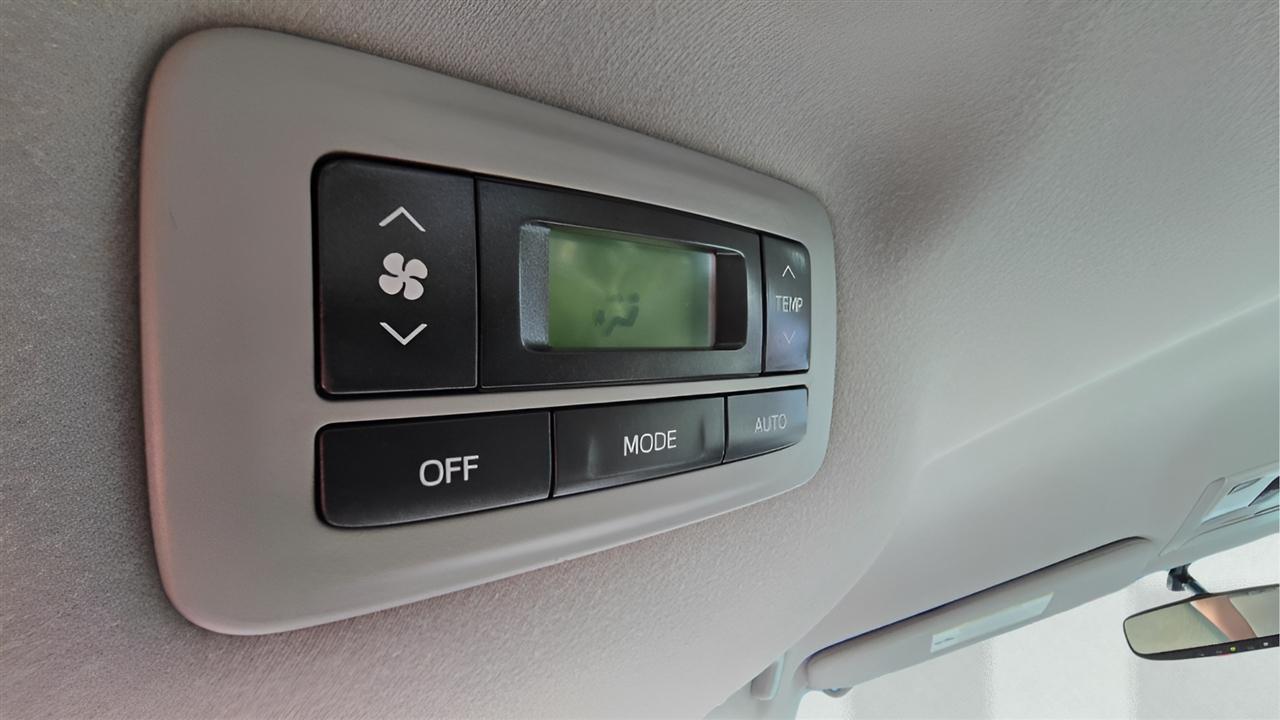Toyota Sienna LE FWD 8-Passenger V6 2014