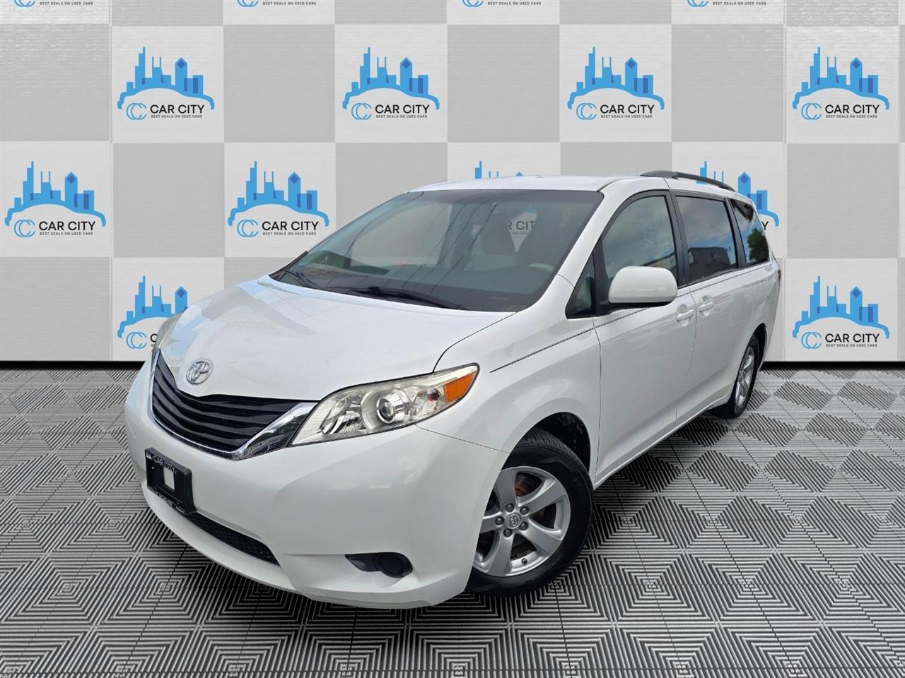 2014 Toyota Sienna