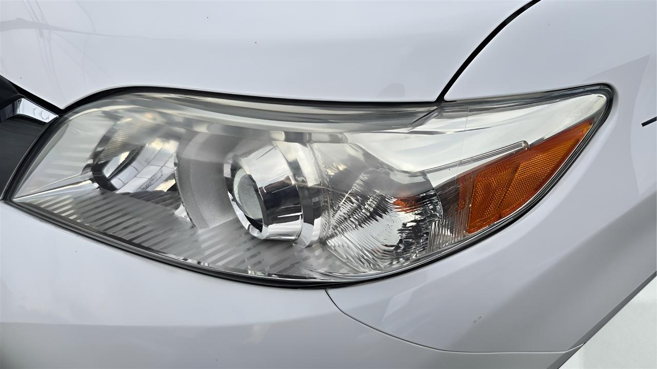 Toyota Sienna LE FWD 8-Passenger V6 2014
