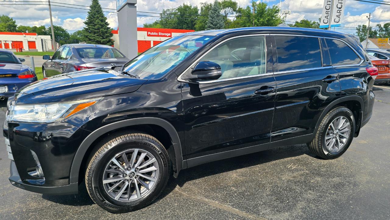 Toyota Highlander XLE AWD V6 2019