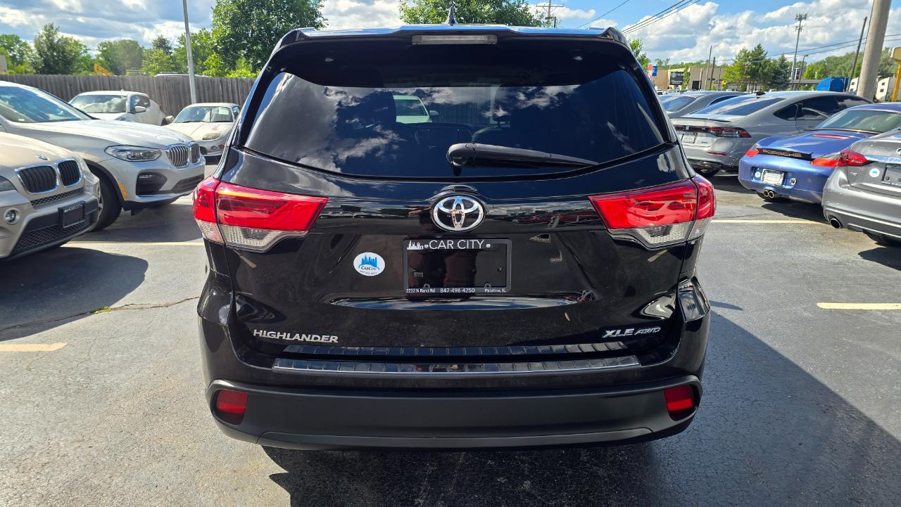Toyota Highlander XLE AWD V6 2019