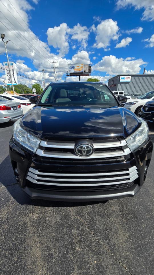 Toyota Highlander XLE AWD V6 2019