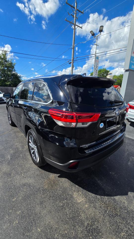 Toyota Highlander XLE AWD V6 2019