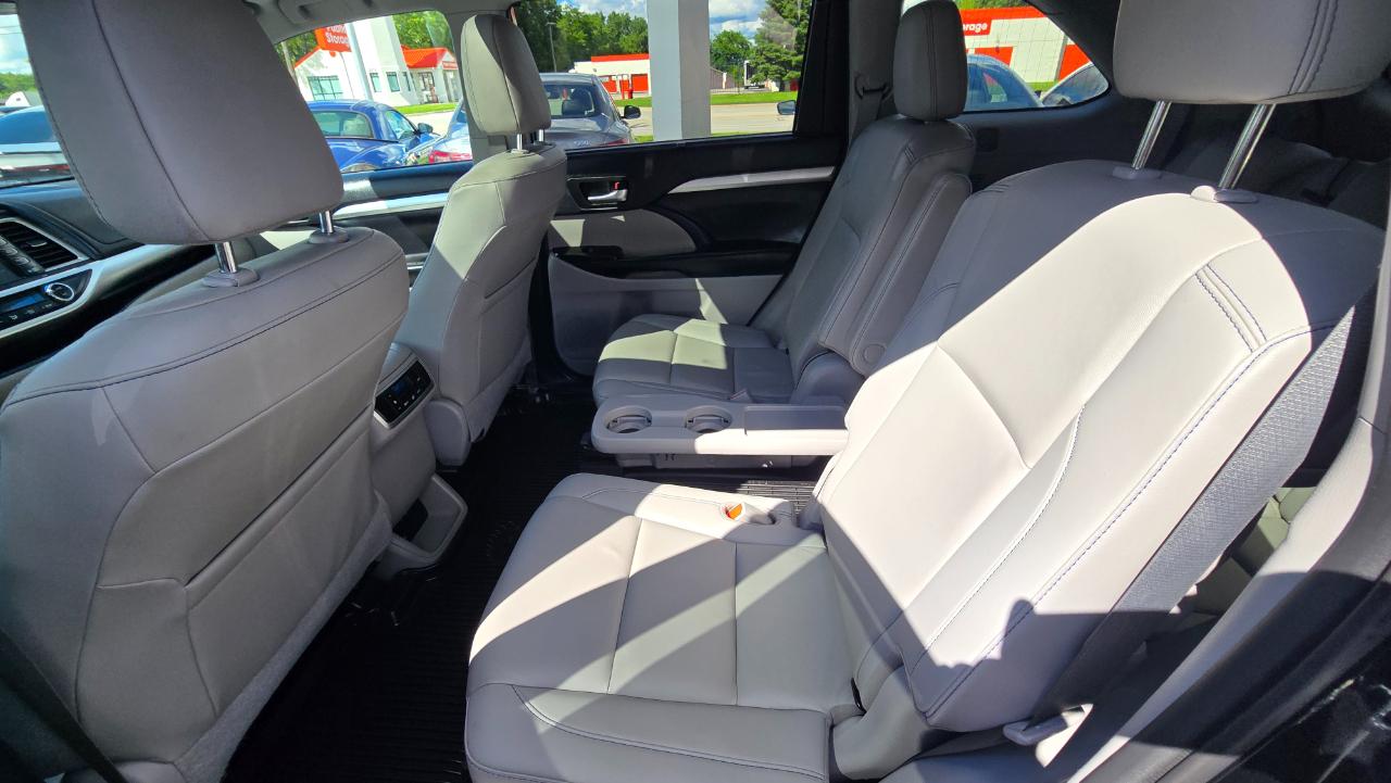 Toyota Highlander XLE AWD V6 2019
