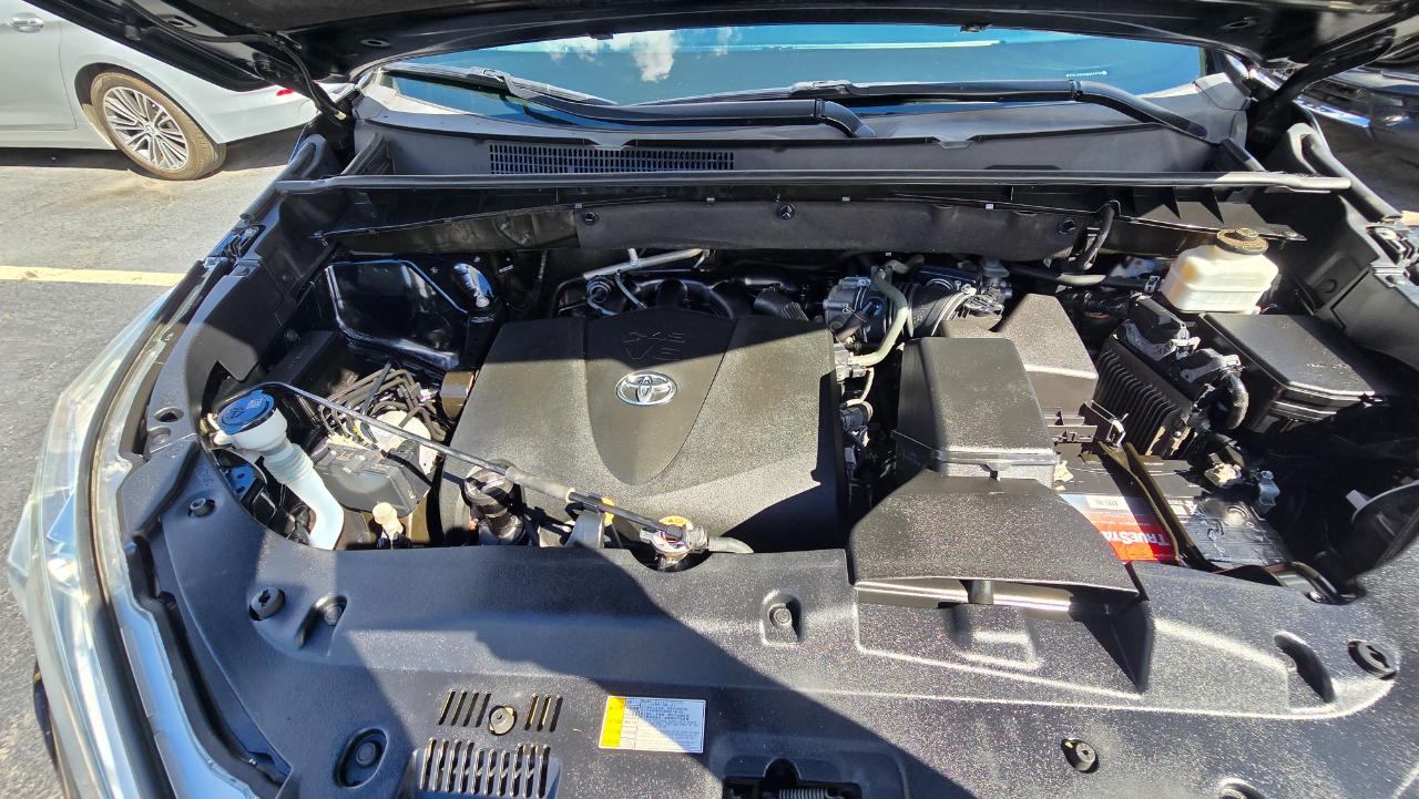 Toyota Highlander XLE AWD V6 2019
