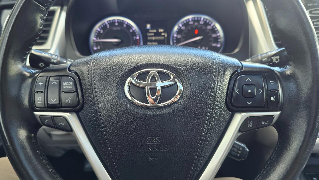 Toyota Highlander XLE AWD V6 2019