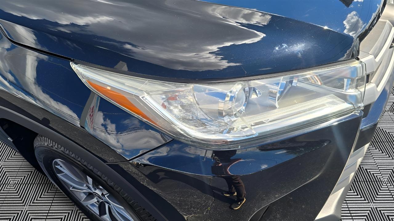 Toyota Highlander XLE AWD V6 2019