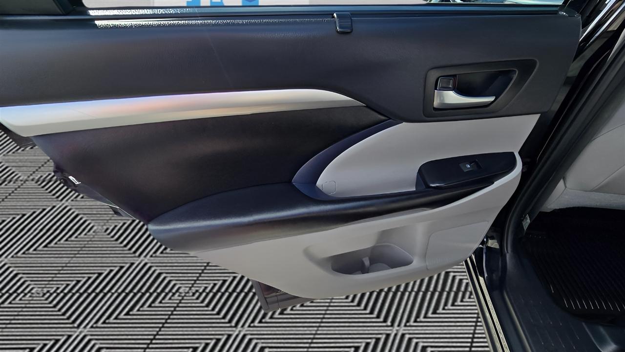 Toyota Highlander XLE AWD V6 2019