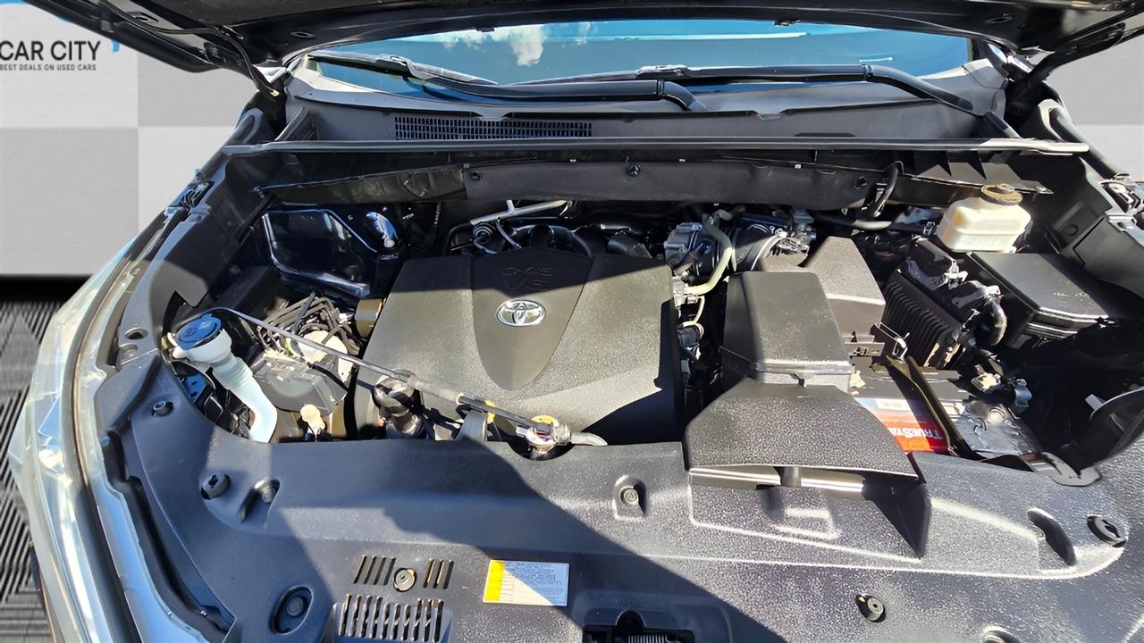 Toyota Highlander XLE AWD V6 2019