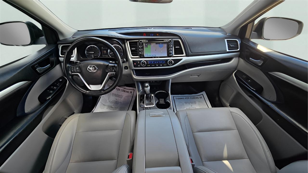 Toyota Highlander XLE AWD V6 2019