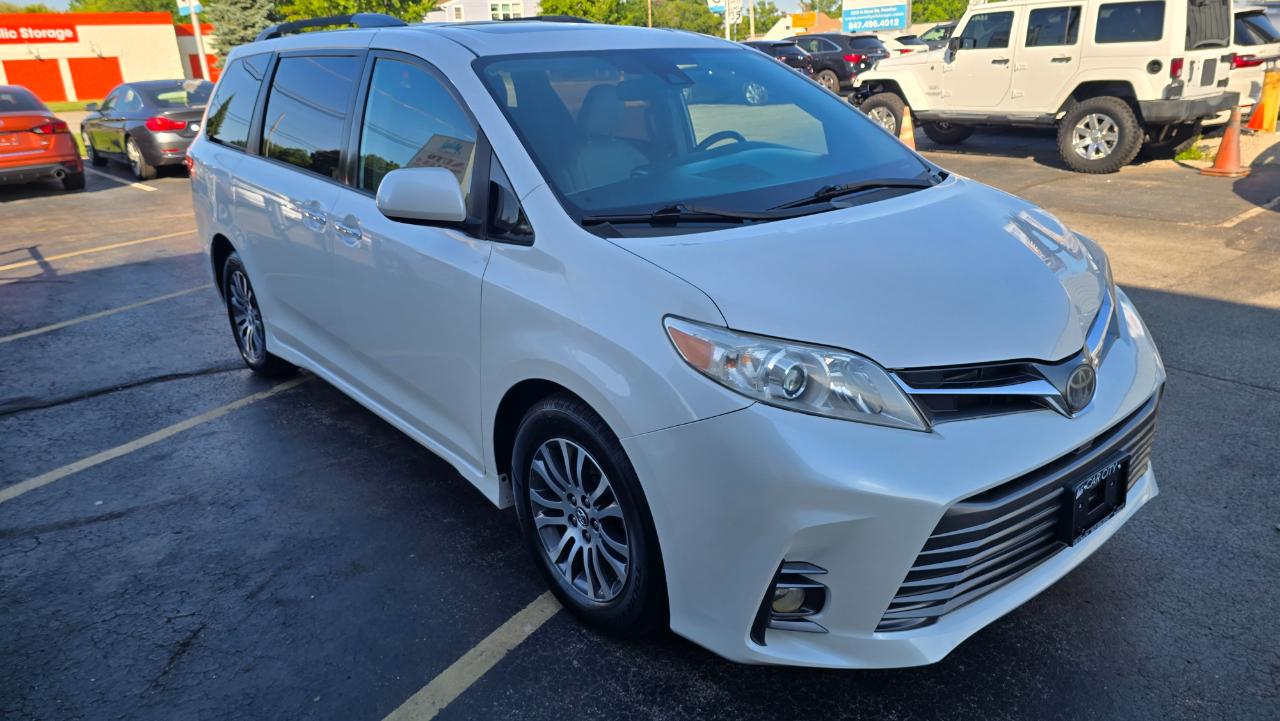 Toyota Sienna Limited Premium 7-Passenger 2020