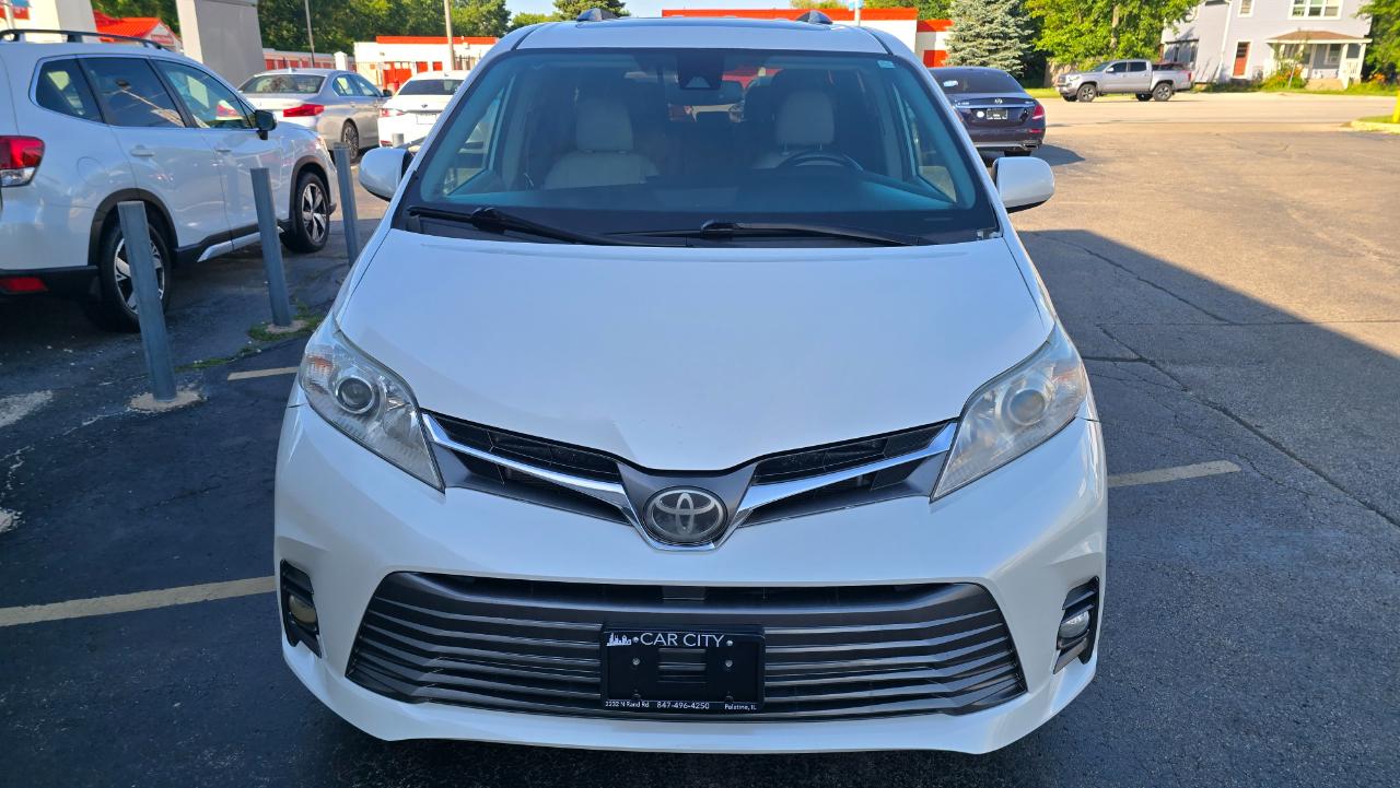 Toyota Sienna Limited Premium 7-Passenger 2020