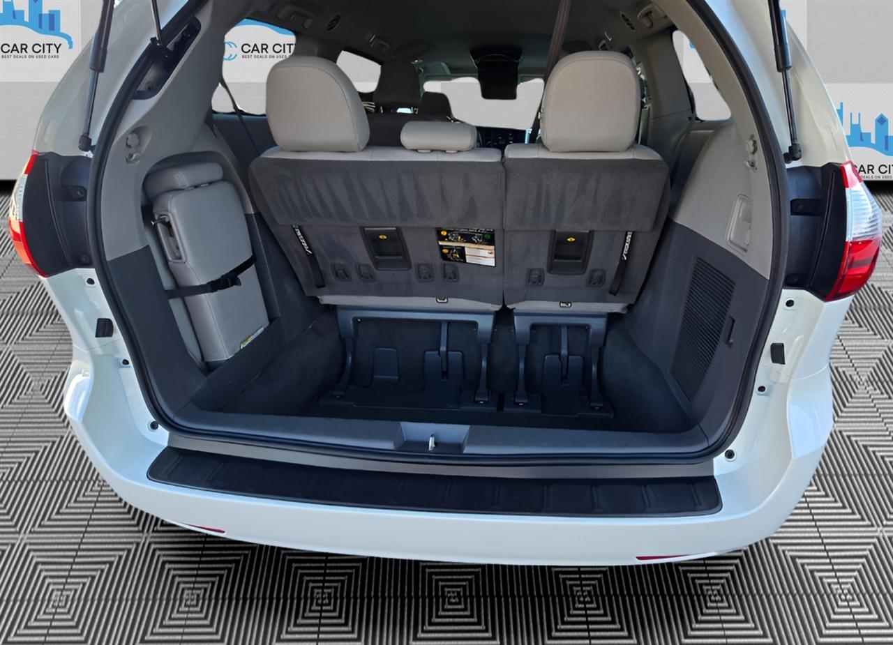 Toyota Sienna Limited Premium 7-Passenger 2020
