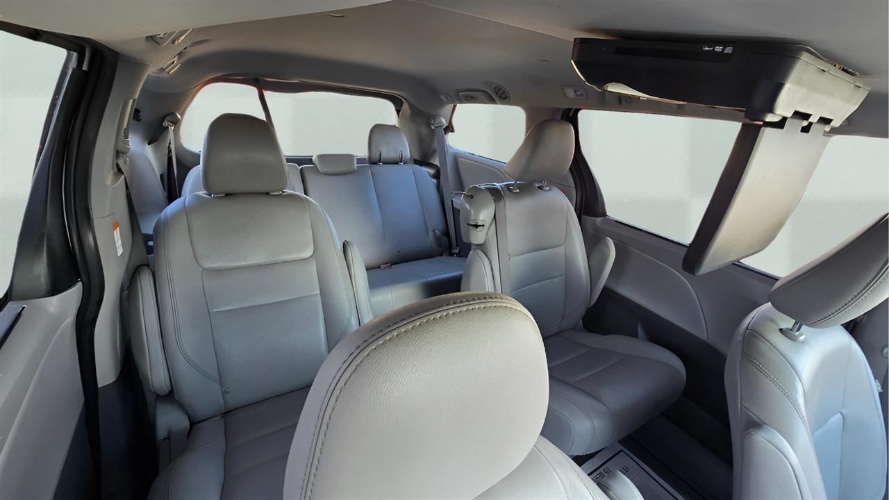 Toyota Sienna Limited Premium 7-Passenger 2020