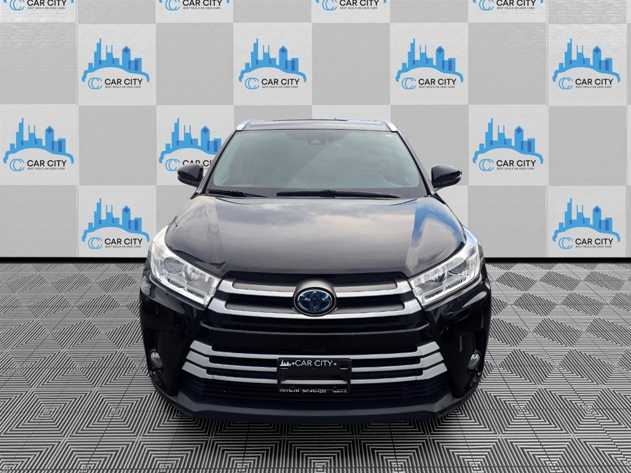 Toyota Highlander Hybrid XLE AWD 2019