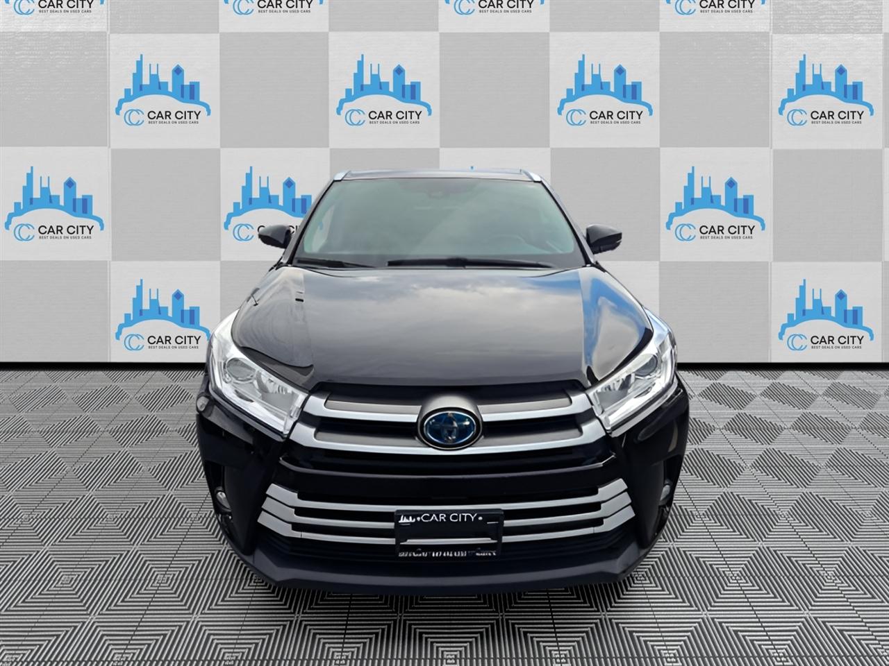 Toyota Highlander Hybrid XLE AWD 2019