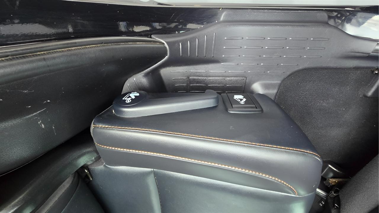 Toyota Highlander Hybrid XLE AWD 2019