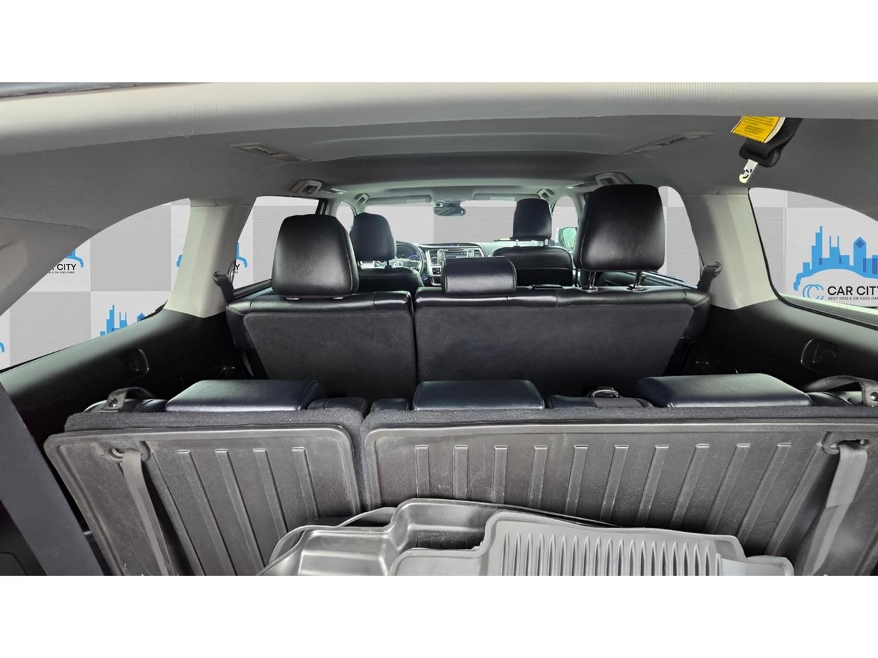 Toyota Highlander Hybrid XLE AWD 2019