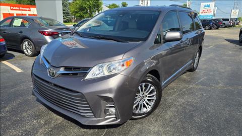 2018 Toyota Sienna Limited Premium 7-Passenger