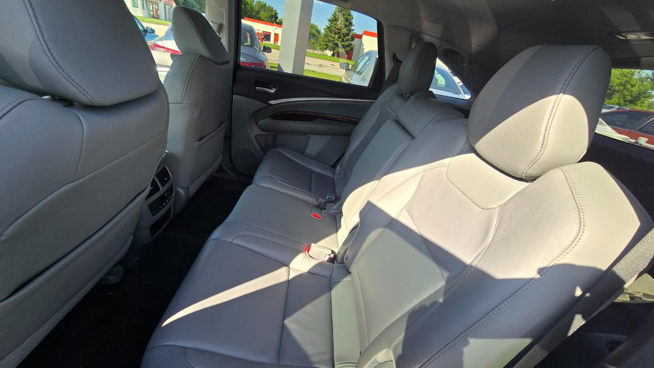 Acura MDX 6-Spd AT w/Tech Package 2014